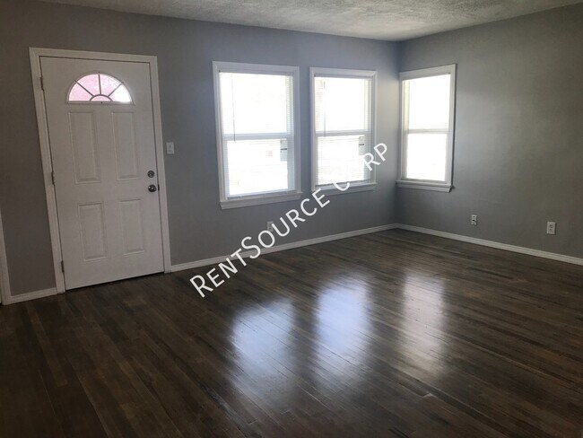 Building Photo - 44644 20th St W