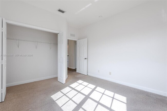 Building Photo - 5271 SW 141st Terrace