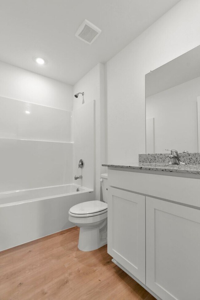 Building Photo - Brand-New 4 Bedroom +office in Prairie Gro...