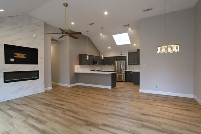 Building Photo - 3515 Cape Forest Dr
