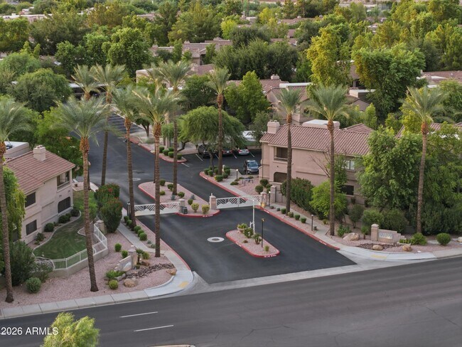Building Photo - 15050 N Thompson Peak Pkwy