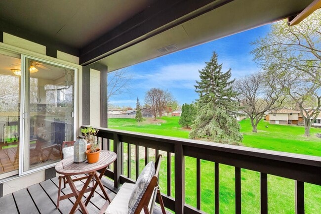 Building Photo - 639 Big Timber Dr