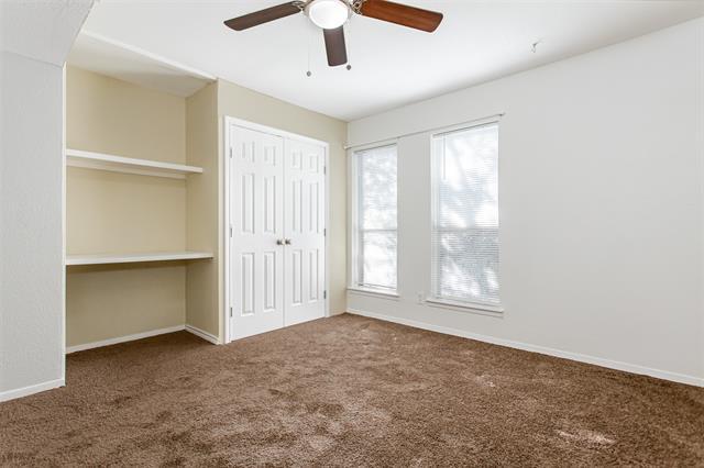 Building Photo - 5904 Sandhurst Ln
