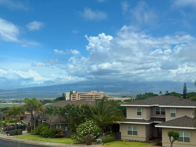 Building Photo - Partially Furnished 3 Bedroom / 2.5 Bathroom Custom Home in Sandhill Estates gated community!