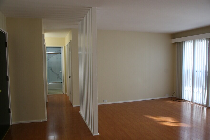 Building Photo - 3815 Harrison St