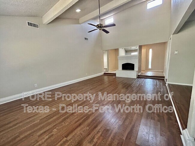 Building Photo - 4707 Burning Springs Dr