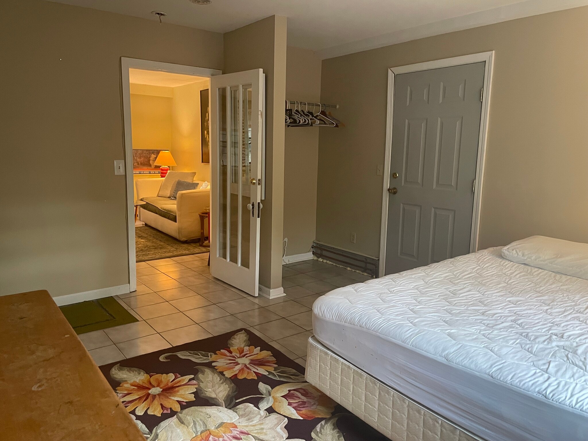 Building Photo - 85 Crescent Rd