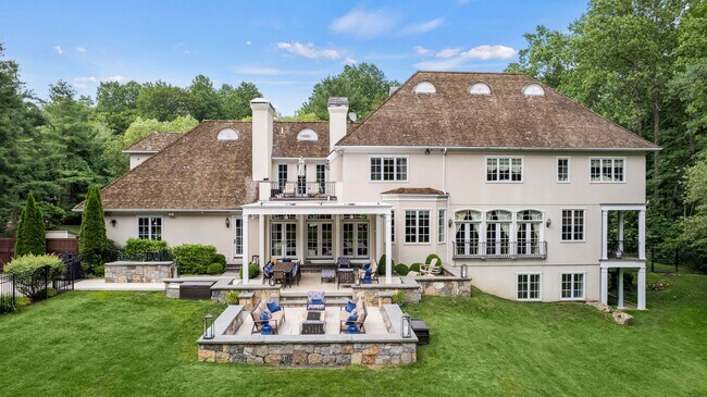 Building Photo - 4220 Purchase St