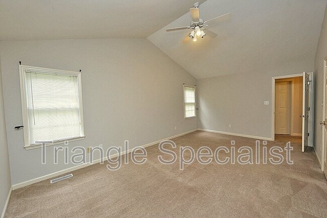 Building Photo - 6004 Sweden Dr