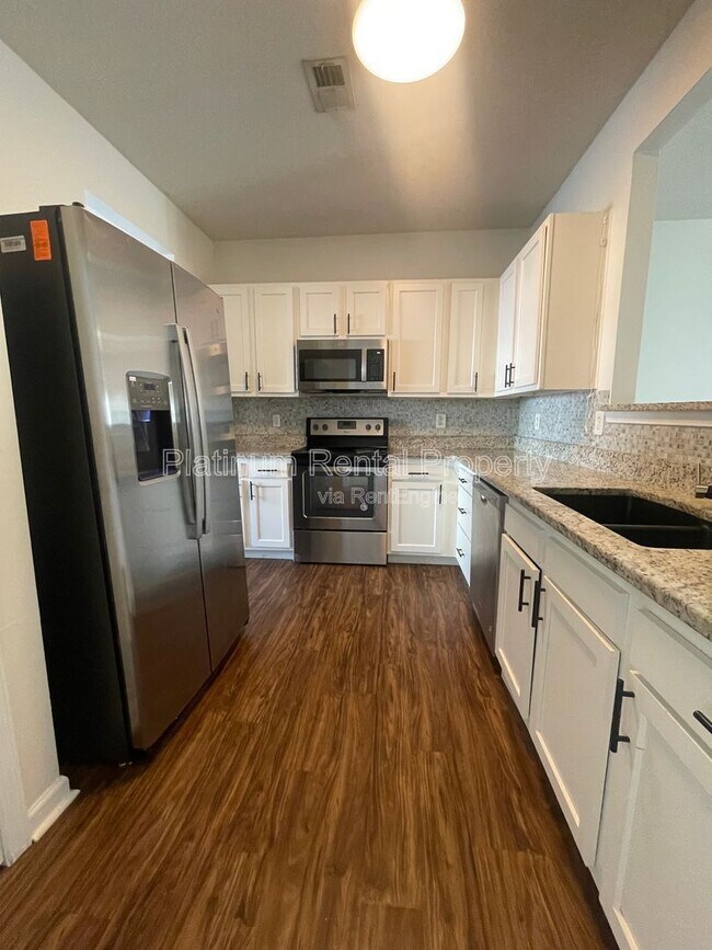 Building Photo - 2291 Bigwood Trail