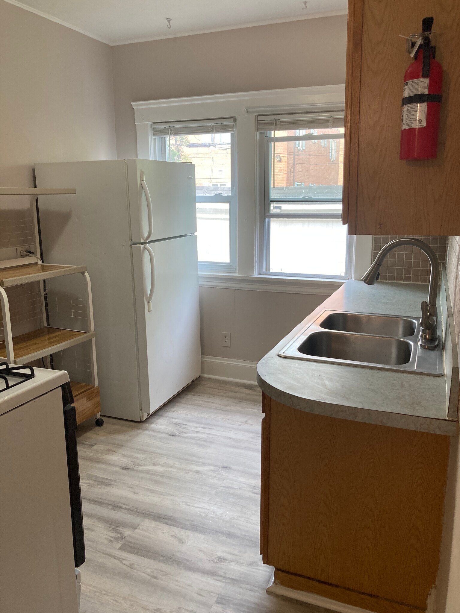 Building Photo - 1273 Fry Ave