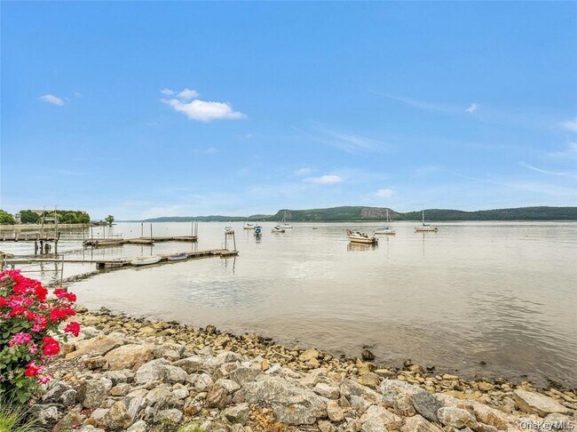 Building Photo - 56 S Highland Ave