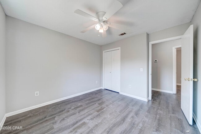 Building Photo - 3720 Burnham Way