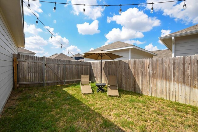 Building Photo - 206 Bent Creek Dr