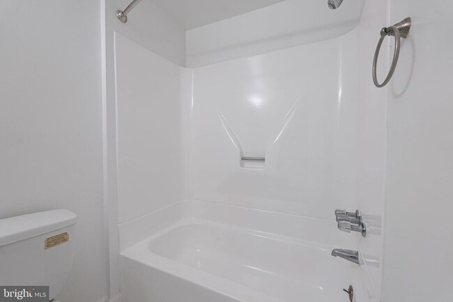 Building Photo - 2514 13th St NW