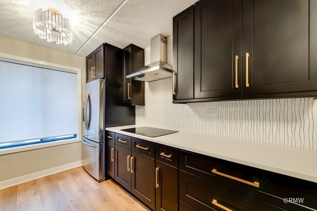 Building Photo - 724 Briar Hill Ln