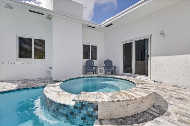 Building Photo - 2161 NE 62nd Ct