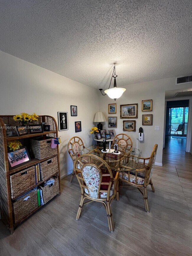 Building Photo - 1551 SW 135th Terrace