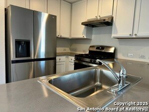 Building Photo - 9839 Butte Crk