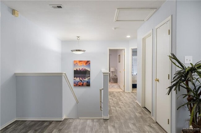Building Photo - 4601 Water Lily Ave