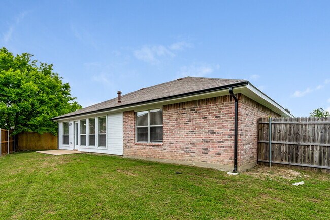 Building Photo - 1511 Pintail Ct