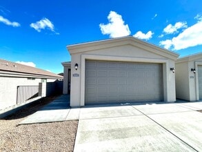 Building Photo - 2024 Built 2 Bedroom Home with 2 Car Garage!
