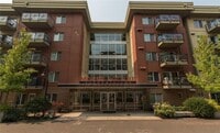 Building Photo - Heart of Downtown Bellingham! Great locati...