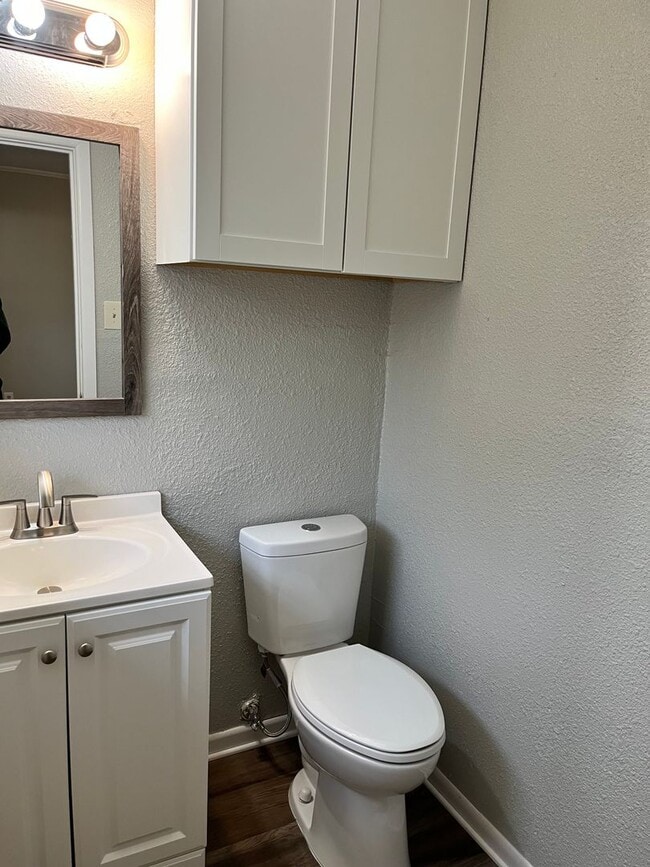 Building Photo - 3 Bedroom 1.5 Bath House in PG School Dist...