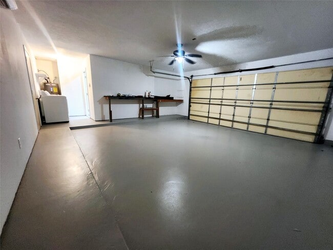 Building Photo - 322 Windward