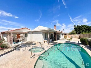 Building Photo - 82087 Sunset Ct