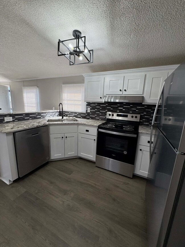 Building Photo - 129 Madison St SW