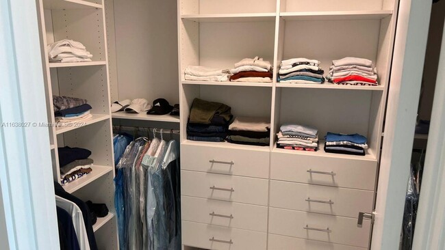 Closet - 300 Sunny Isles Blvd