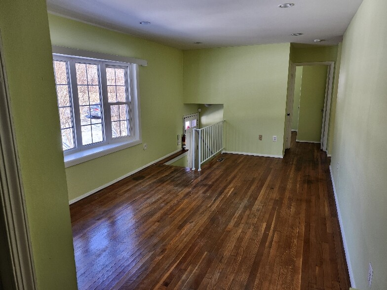 Building Photo - 3627 Forestdale Ave