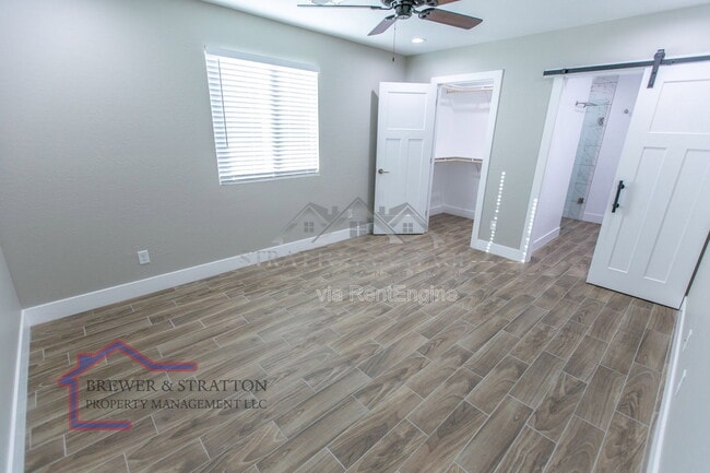 Building Photo - 2334 W Romley Rd