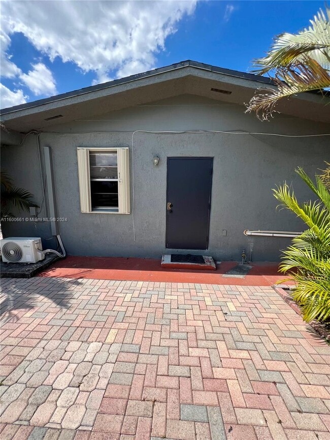 Primary Photo - 5410 W 7th Ave