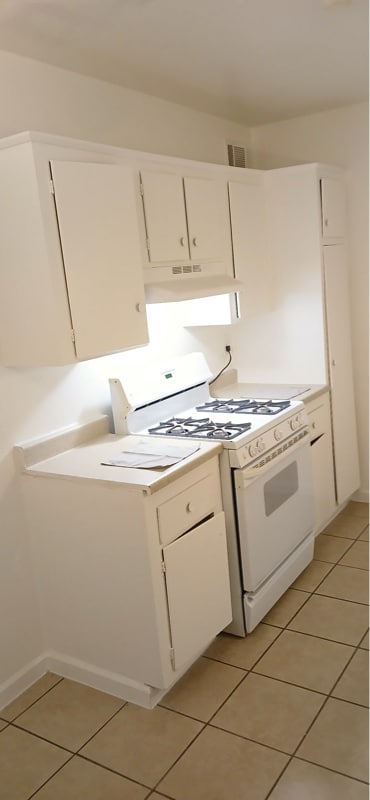 Building Photo - 2022 Castleberry Ln