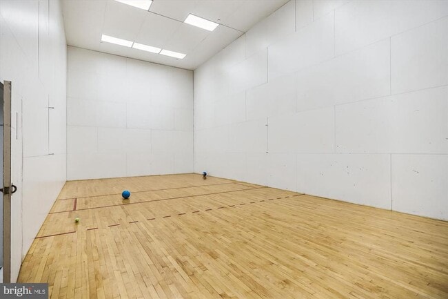 Building Photo - 5708 Chapman Mill Dr