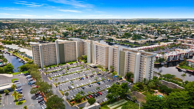 Building Photo - 801 S Federal Hwy