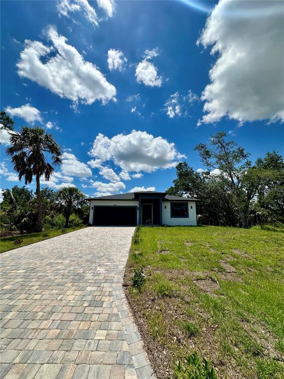 Building Photo - 2079 Barrister St