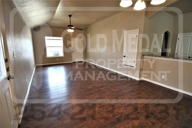 Building Photo - 1106 Grace Point Dr