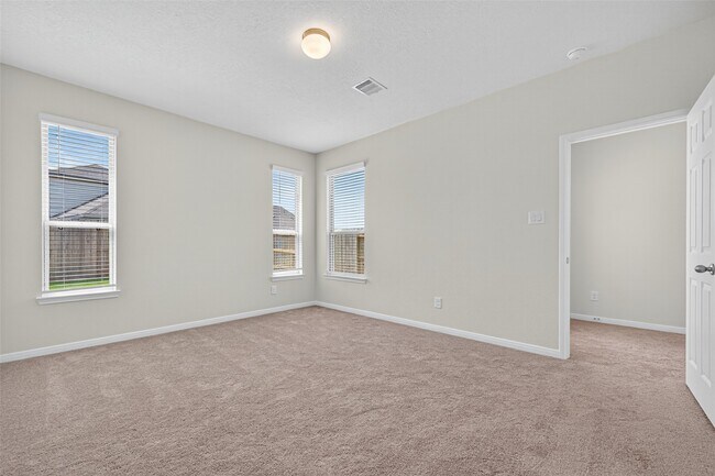 Building Photo - 7515 Sunlit Hbr Dr