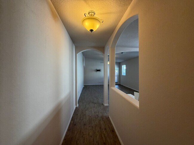 Building Photo - 5815 Mafraq Ave NW