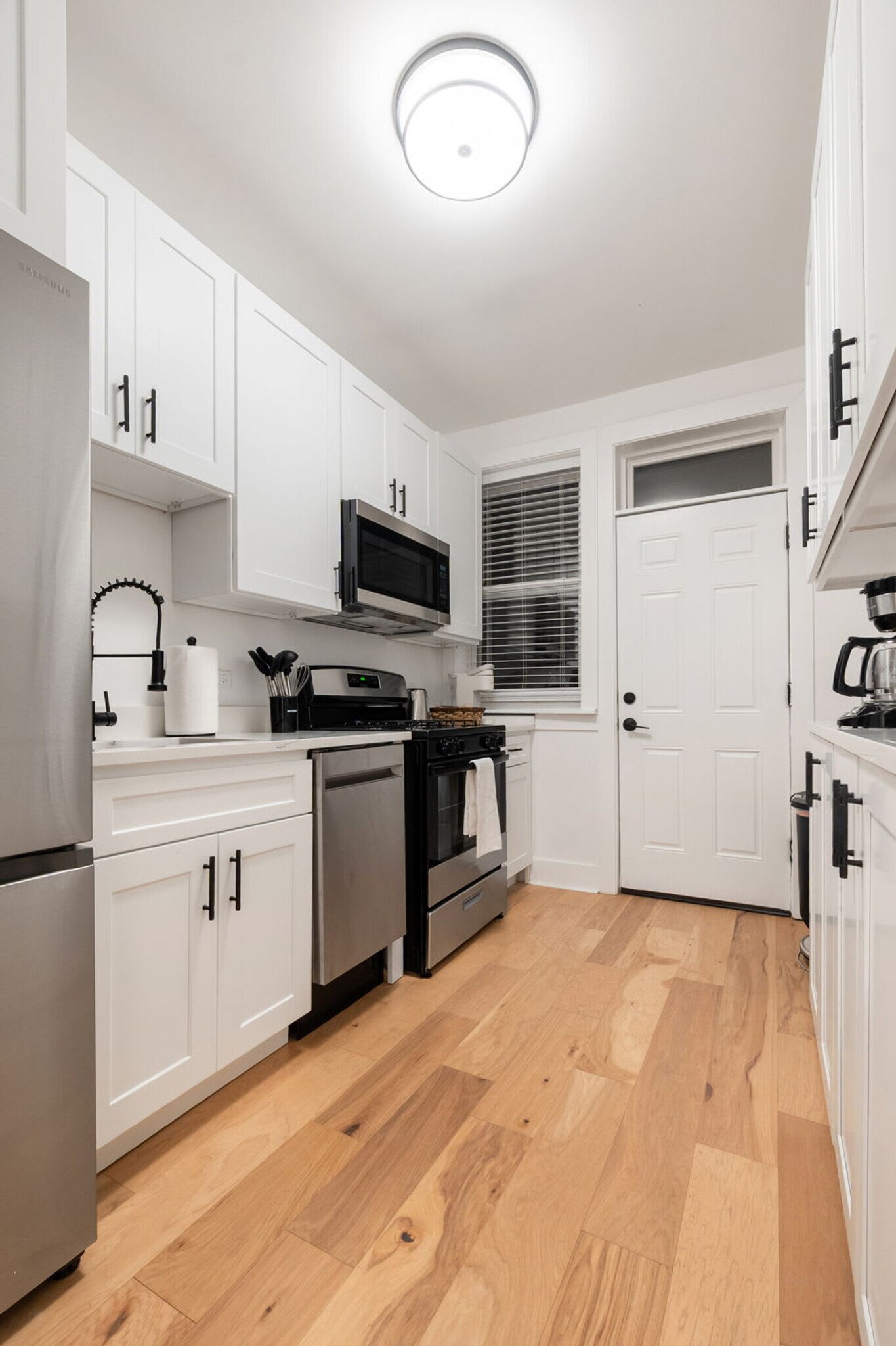 Building Photo - 618 W Patterson Ave