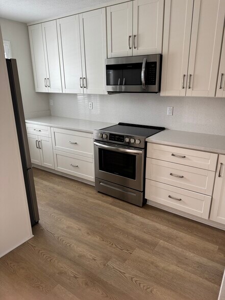 Building Photo - 104 Deerchase Ln