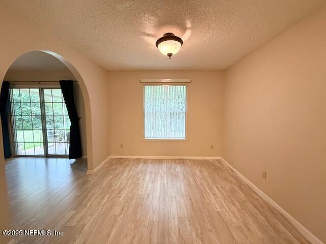 Building Photo - 11644 Lazy Willow Ln
