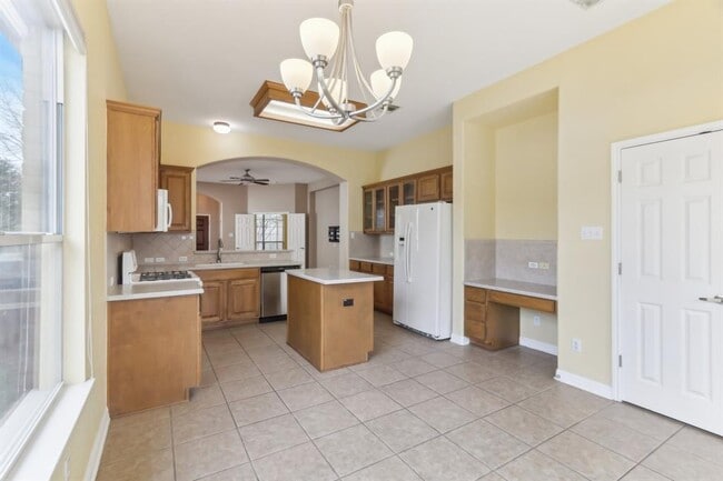 Building Photo - 10108 Channel Island Dr