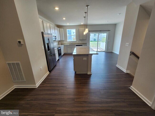 Building Photo - 152 Telluride Wy