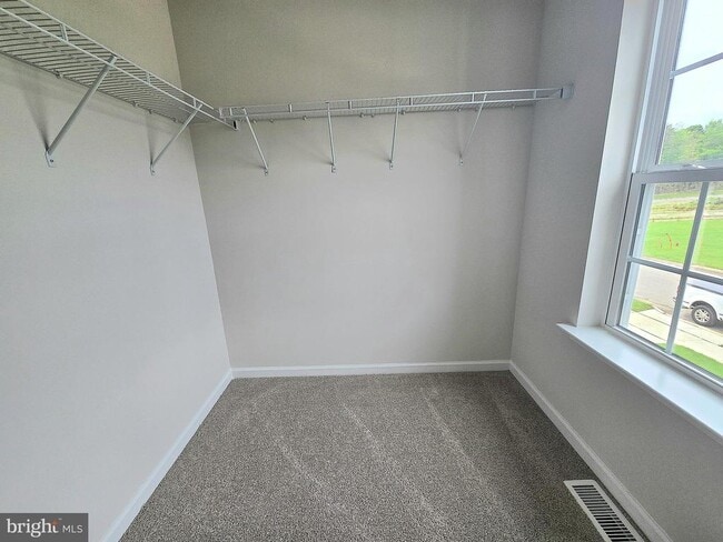 Building Photo - 8 Whaler Dr