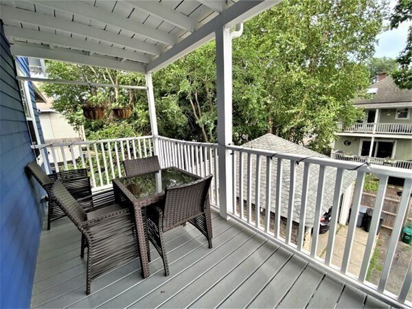 Building Photo - 16 Fairmont St