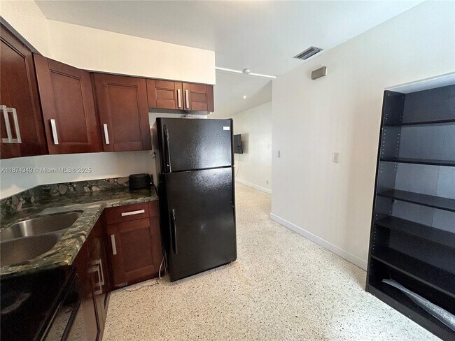 Building Photo - 2441 NW 9th Terrace